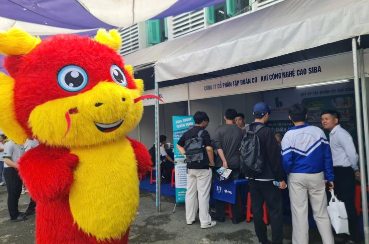 SIBA GROUP THAM GIA JOB FAIR 2026 TẠI ĐẠI HỌC BÁCH KHOA TP.HCM