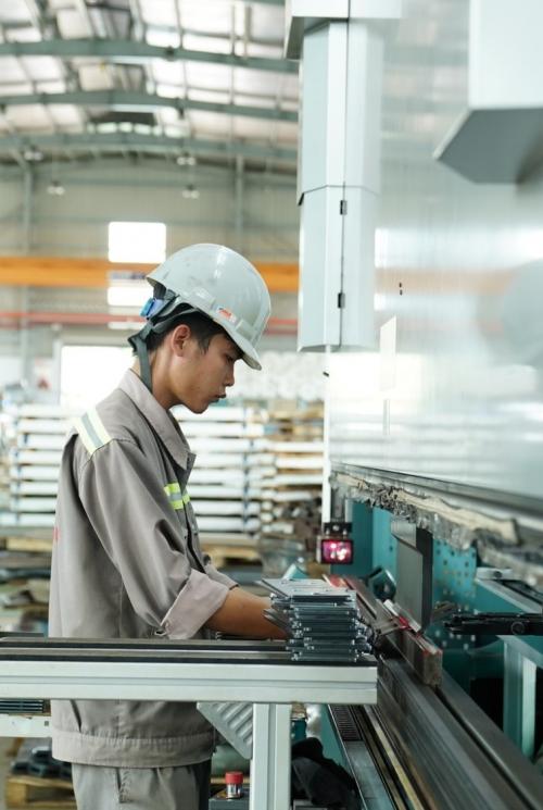 Gia công kim loại tấm