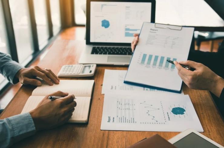 Báo cáo quản trị năm 2025